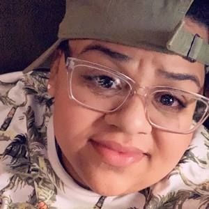 Meet your Posher, Ayee